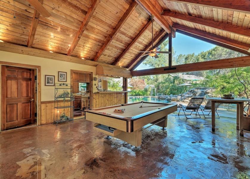 California Sonora Interior Entrance