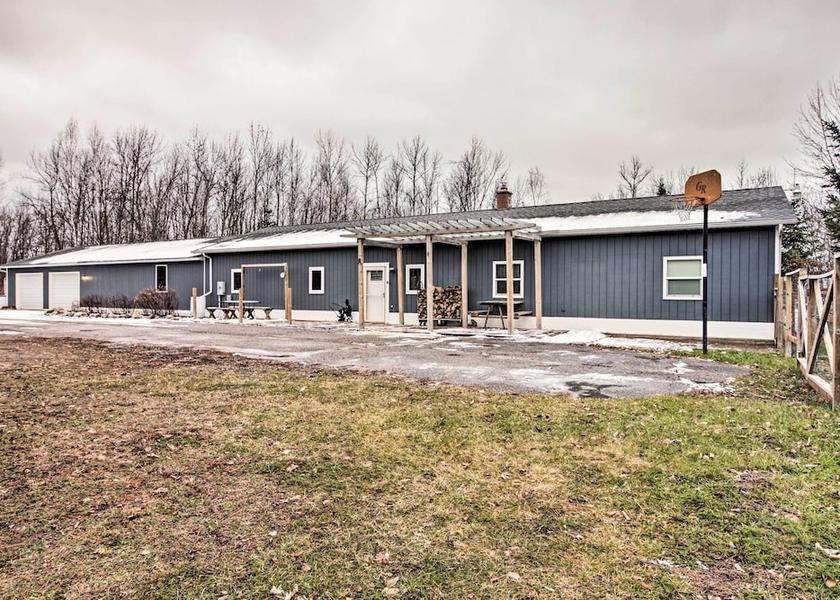 Michigan Grand Rapids Interior Entrance