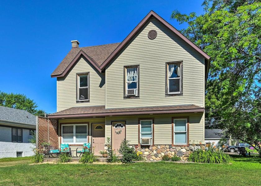 New York Watertown Interior Entrance