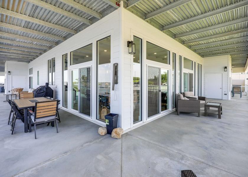 New York Watertown Interior Entrance