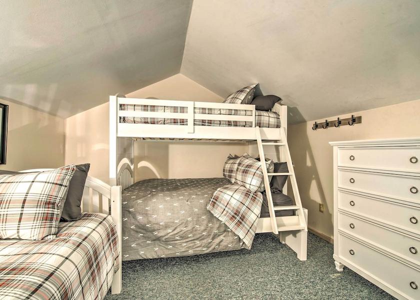 New York Cortland Interior Entrance