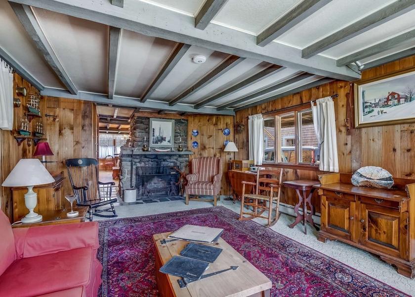 Massachusetts Rockport Living Area
