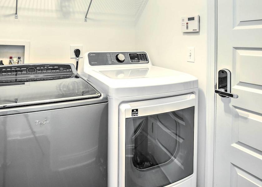 Alabama Calera Interior Entrance