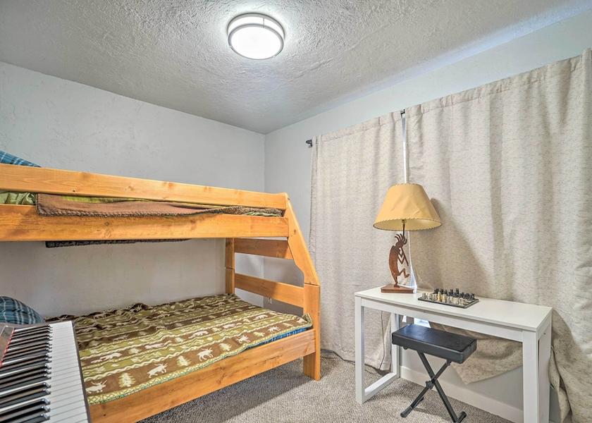 Utah Clearfield Interior Entrance