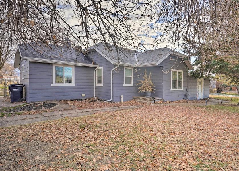 Utah Clearfield Interior Entrance