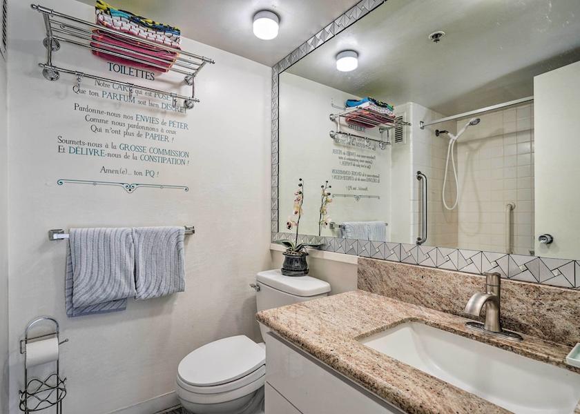 Hawaii Honolulu Interior Entrance