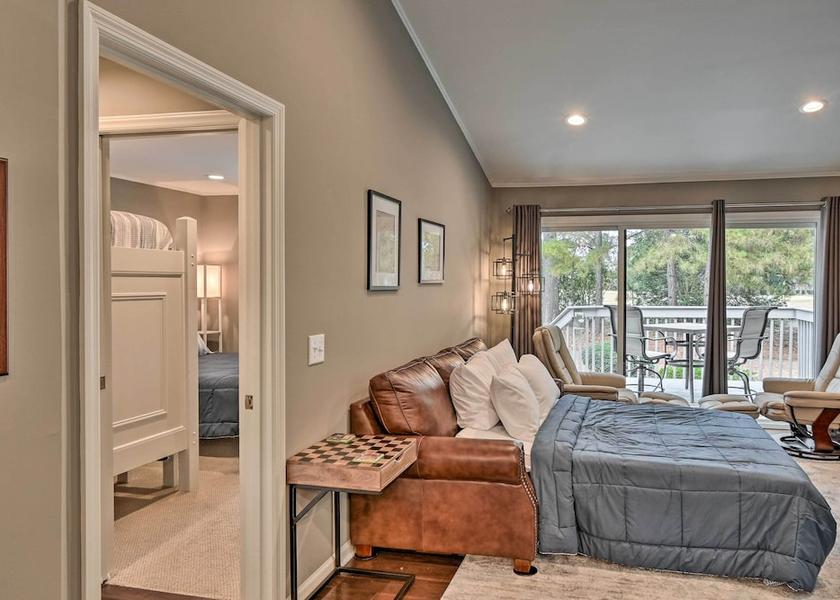 North Carolina Pinehurst Interior Entrance