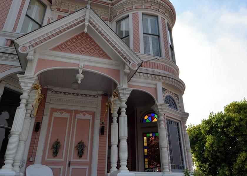California Eureka Facade