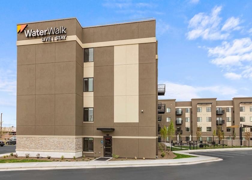 Idaho Meridian Exterior Detail