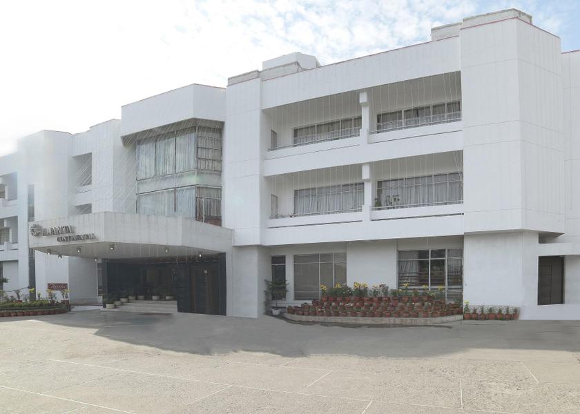 Uttarakhand Dehradun Hotel Exterior