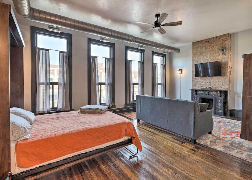 North Carolina Cherokee Interior Entrance