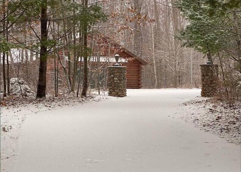 Wisconsin Hayward Exterior Detail