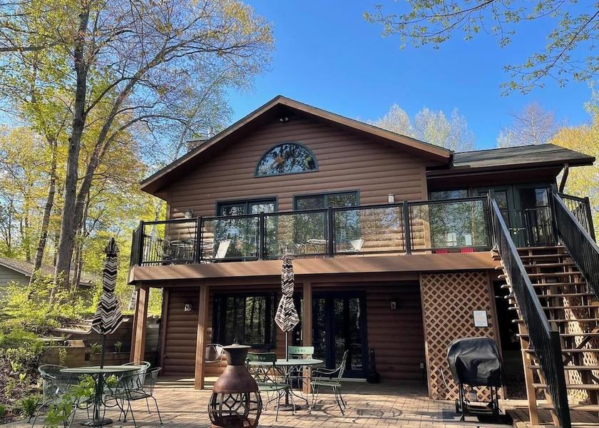 Wisconsin Hayward Outdoor Dining