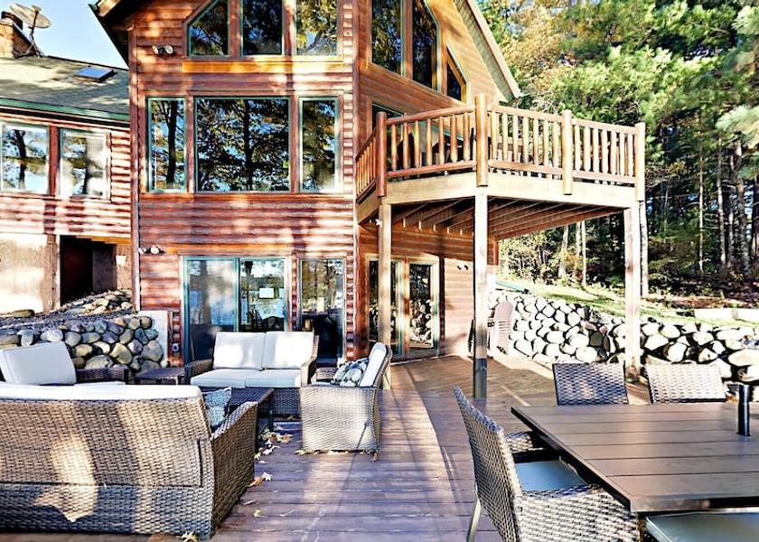 Wisconsin Hayward Outdoor Dining