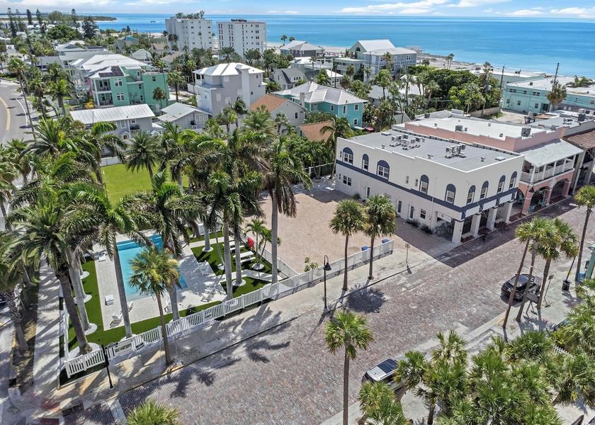 Florida St. Pete Beach Exterior Detail