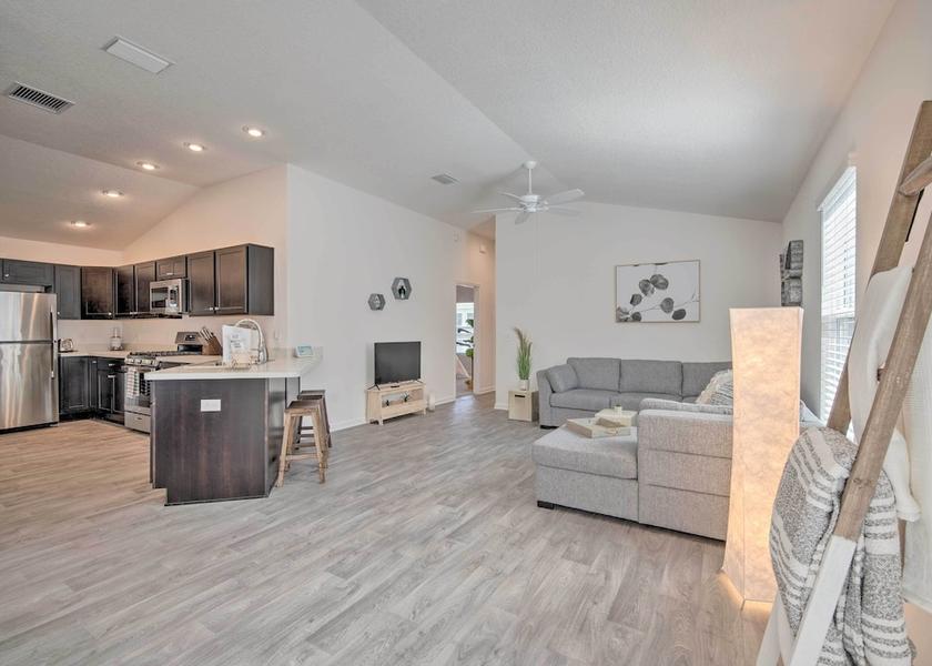 Missouri Wildwood Interior Entrance