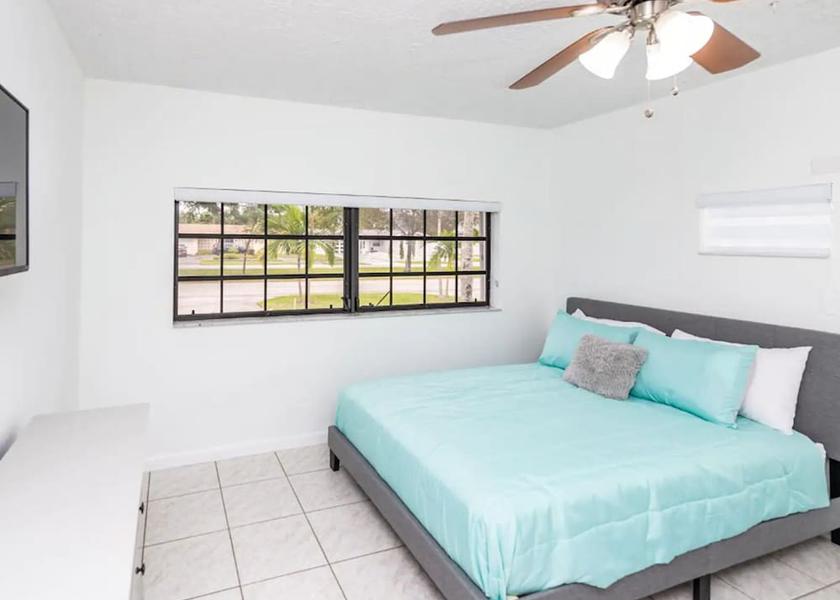 Florida Hollywood Room