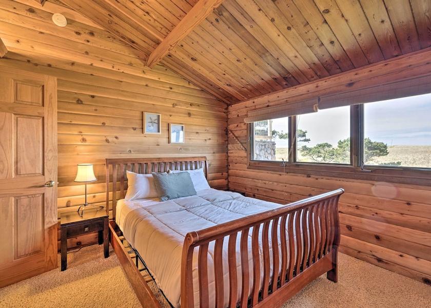 Virginia Warrenton Interior Entrance