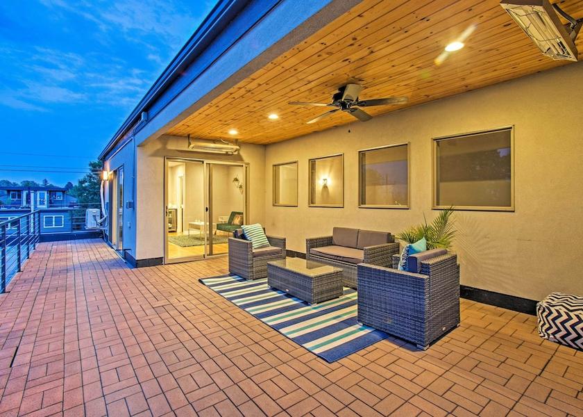 Colorado Englewood Interior Entrance