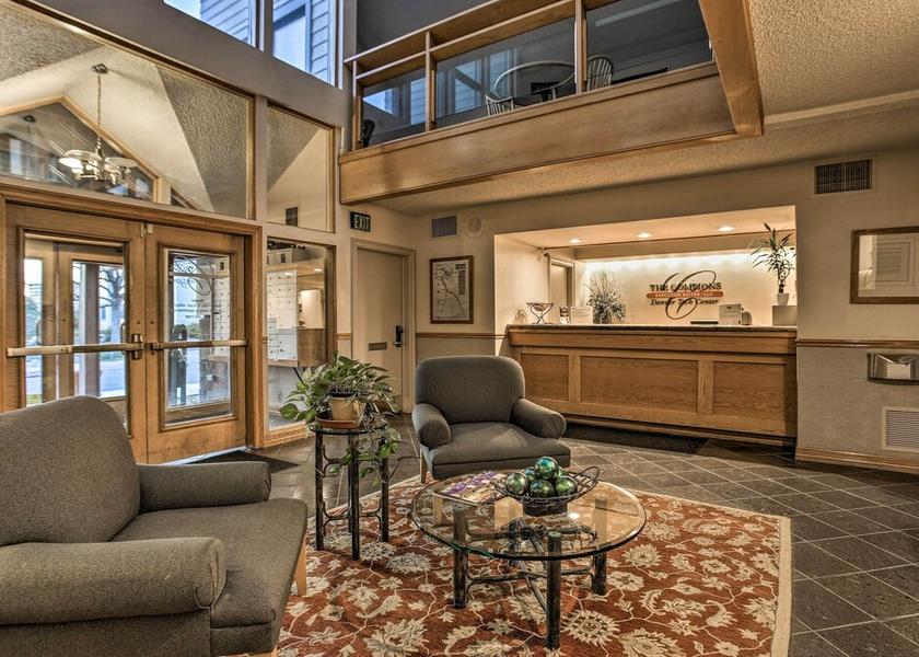 Colorado Englewood Interior Entrance