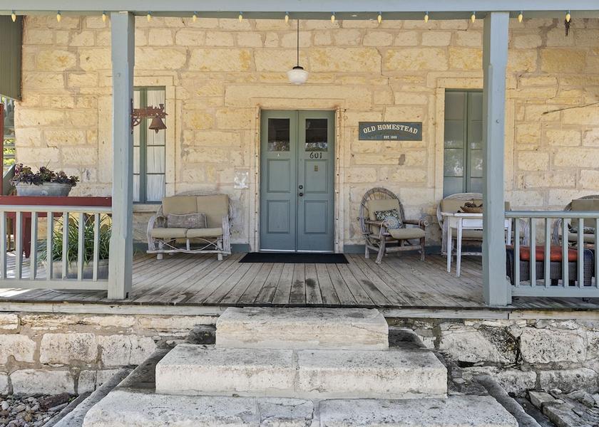 Texas Comfort Entrance