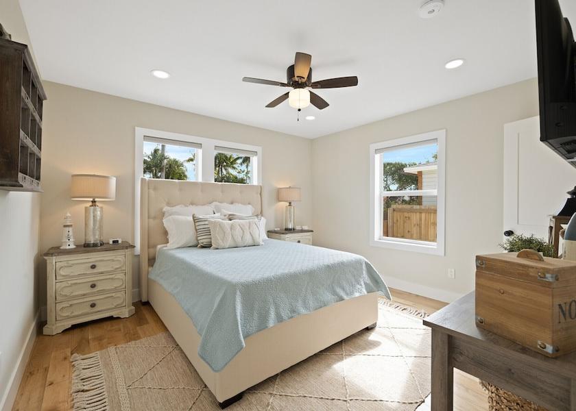 Florida Lake Worth Room