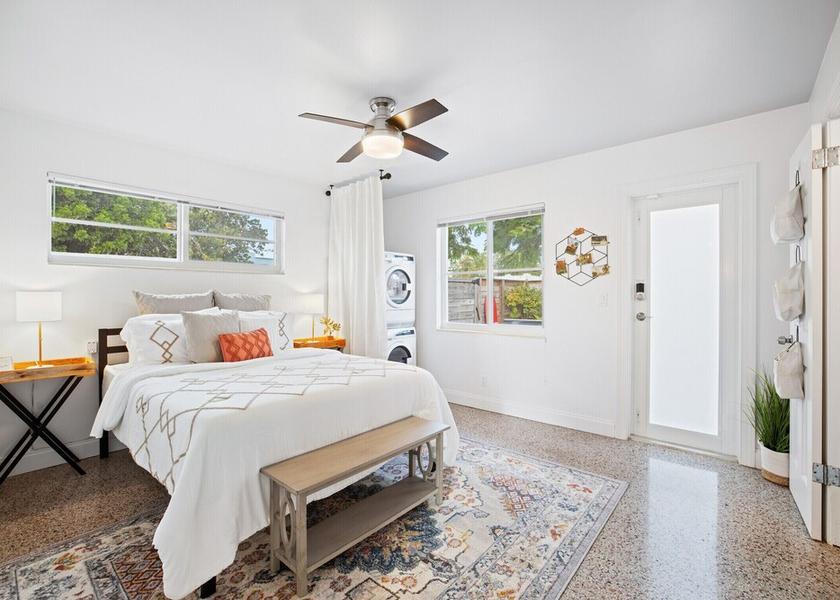 Florida Lake Worth Room