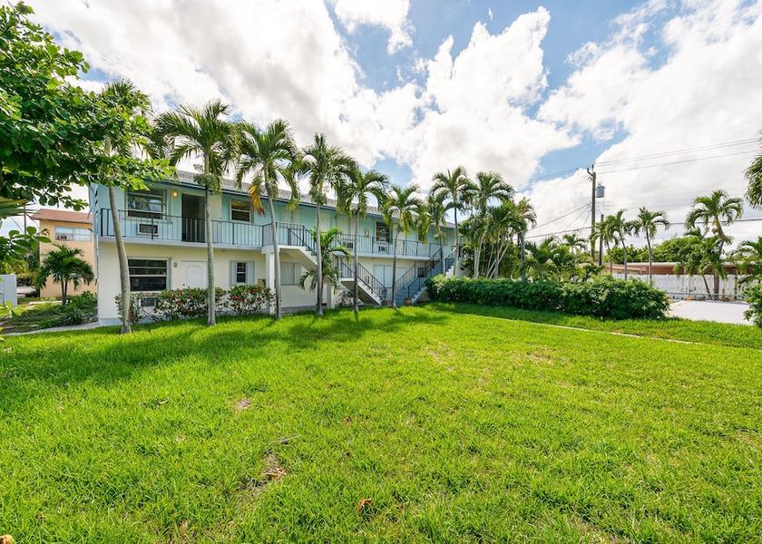 Florida Lake Worth Exterior Detail