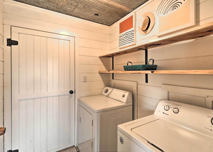 Arkansas Mountain View Interior Entrance