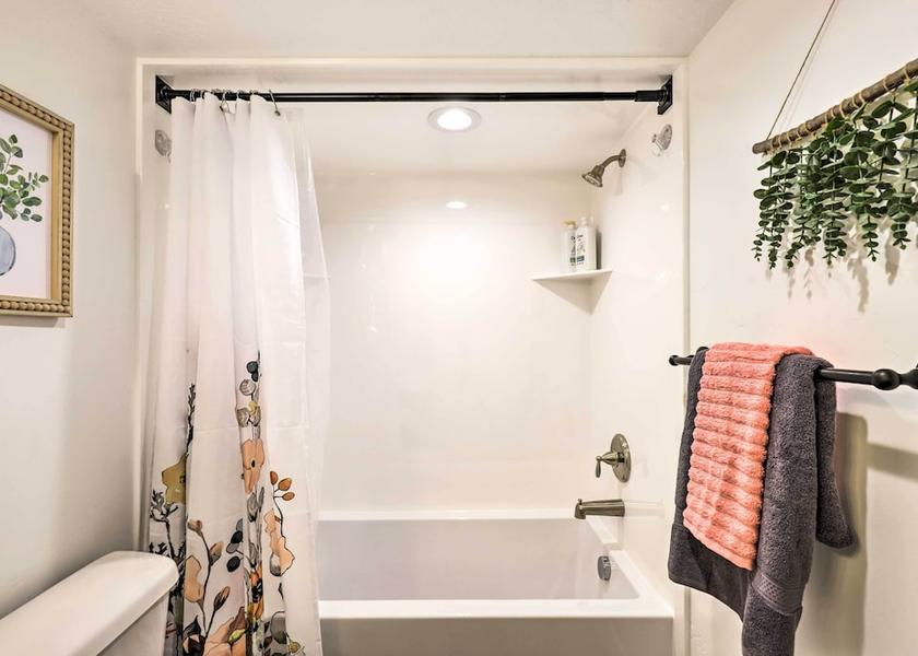 Utah Payson Interior Entrance