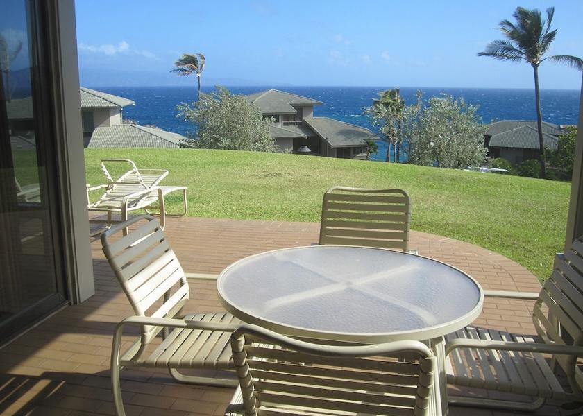 Hawaii Lahaina Outdoor Dining