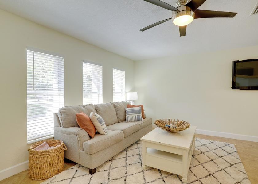 Florida Largo Interior Entrance