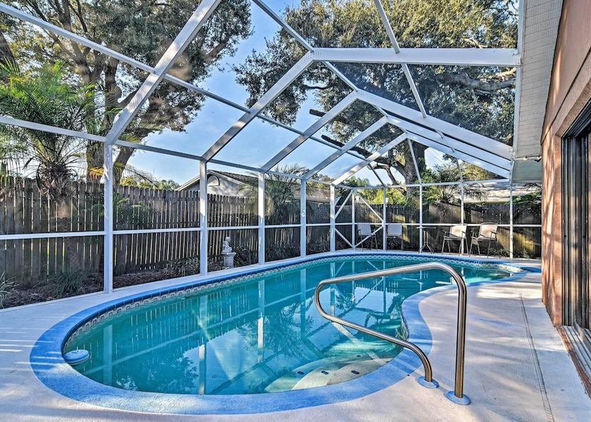 Florida Largo Interior Entrance