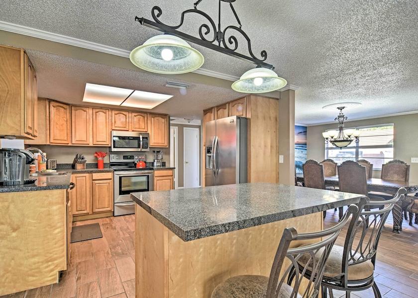 Florida Largo Interior Entrance