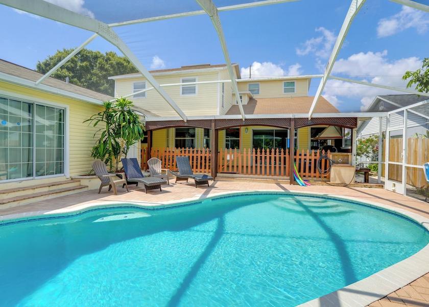 Florida Largo Interior Entrance