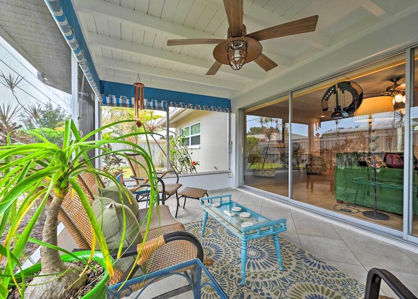 Florida Largo Interior Entrance