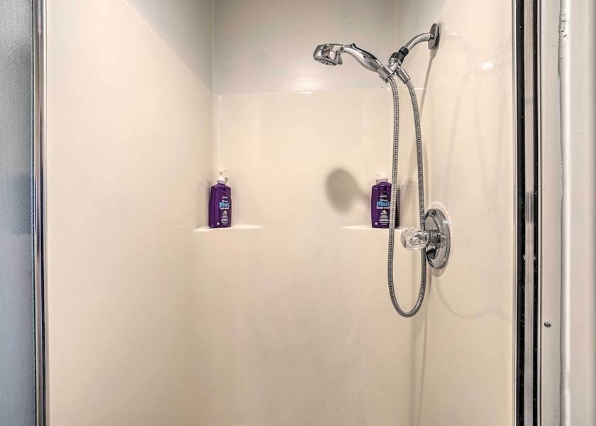 Oregon Redmond Interior Entrance