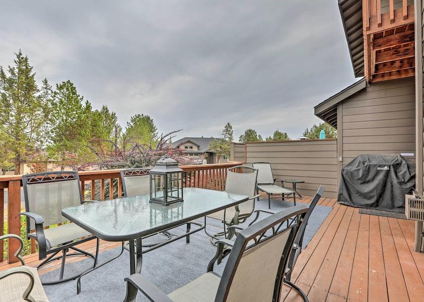 Oregon Redmond Interior Entrance