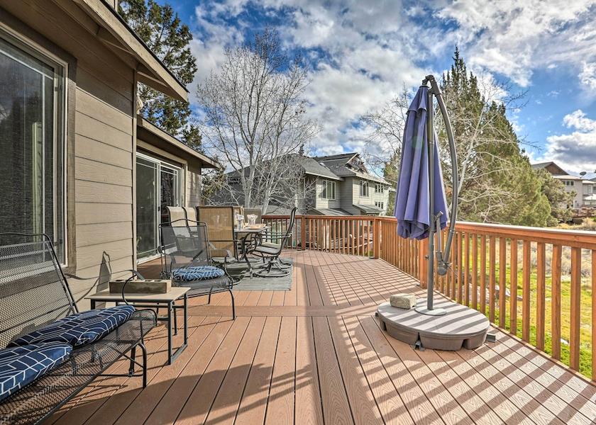 Oregon Redmond Interior Entrance