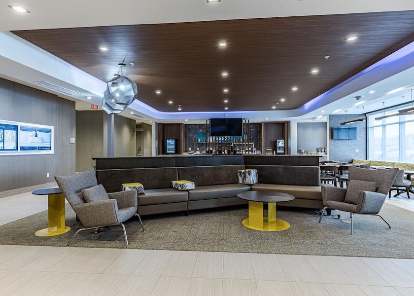 Michigan Sterling Heights Lobby