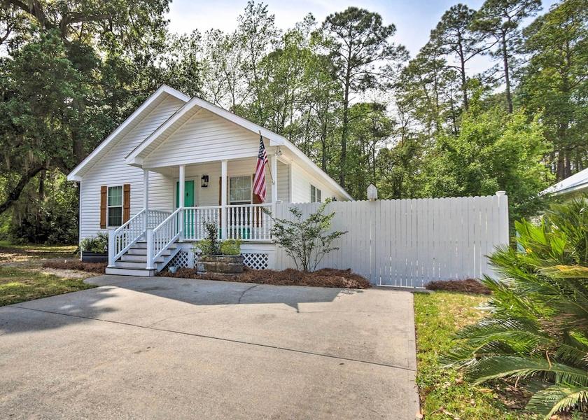 South Carolina Bluffton Primary image