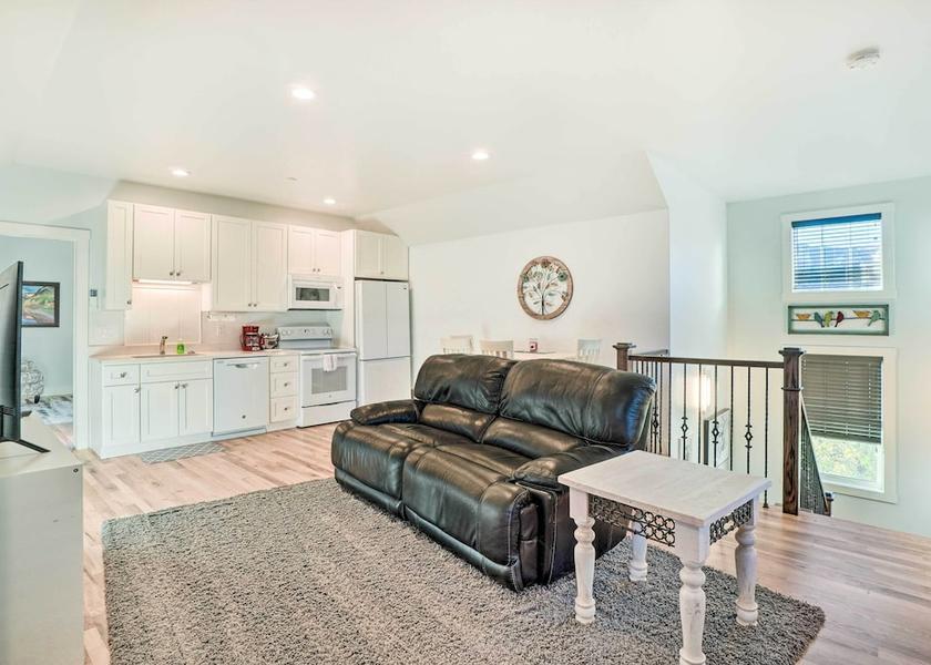 Washington Castle Rock Interior Entrance