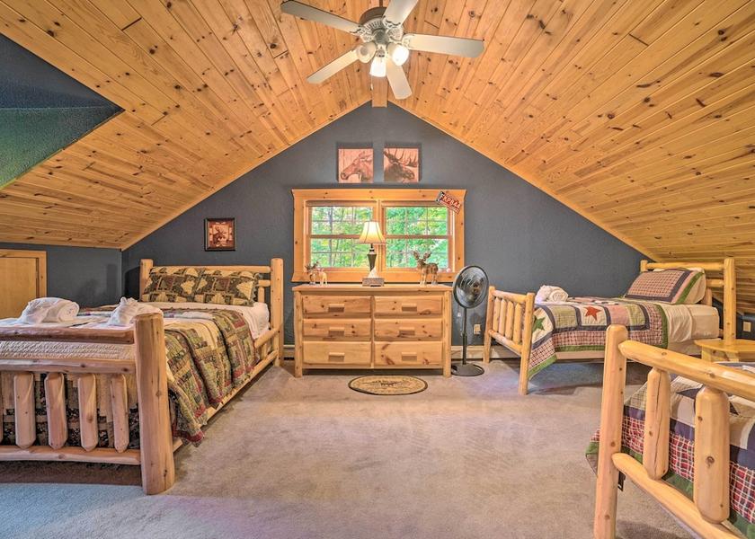 Michigan Gaylord Interior Entrance