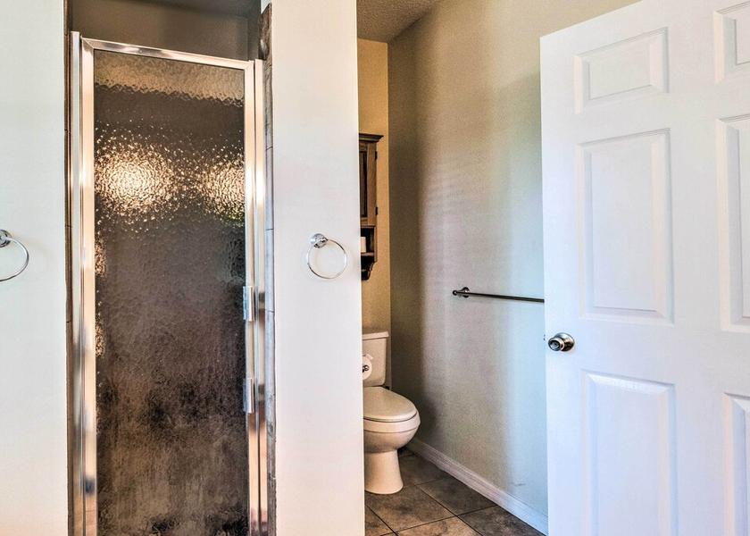 Florida Hawthorne Interior Entrance