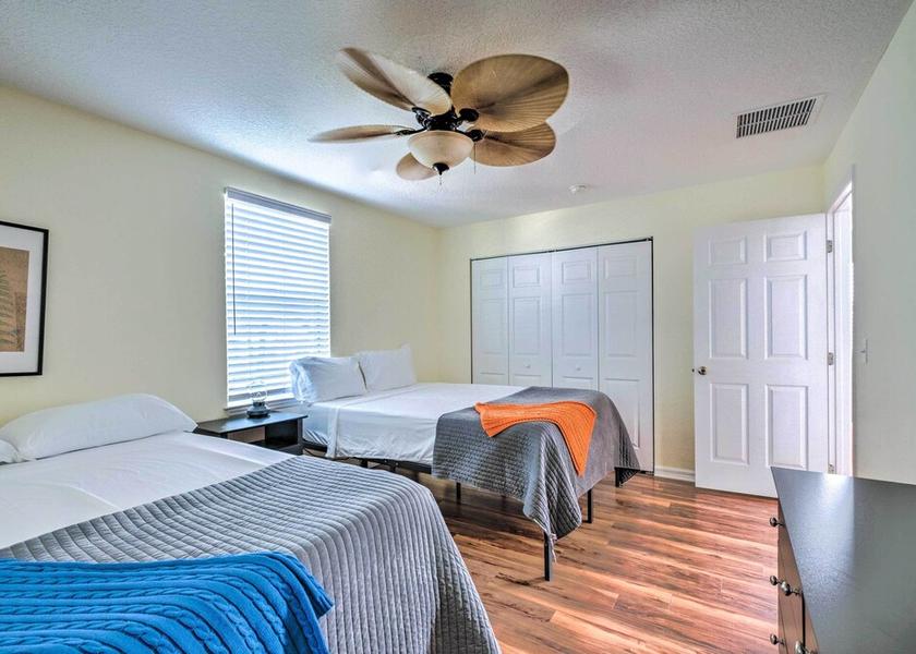 Florida Hawthorne Interior Entrance