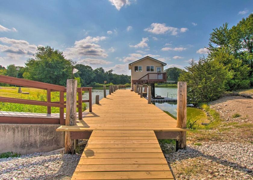 Ohio Mount Sterling Interior Entrance
