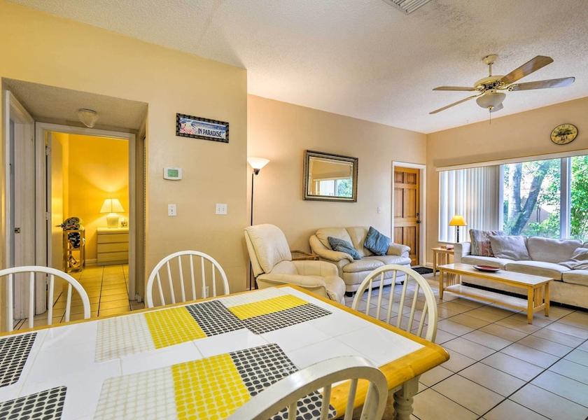 Florida Lauderdale-by-the-Sea Interior Entrance