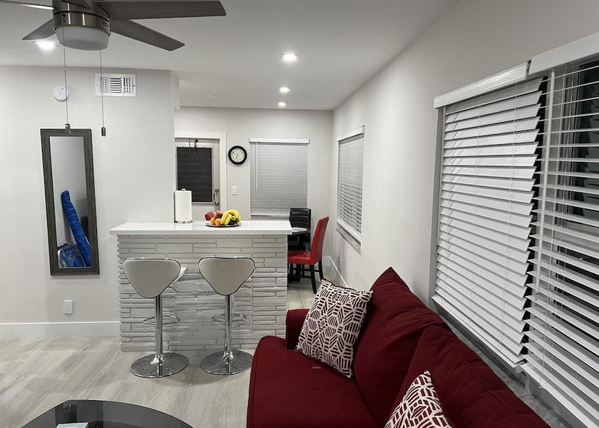 Florida Lauderdale-by-the-Sea Living Area