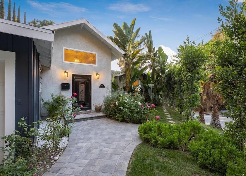 California Beverly Hills Property Grounds
