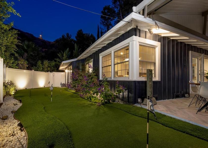 California Beverly Hills Property Grounds